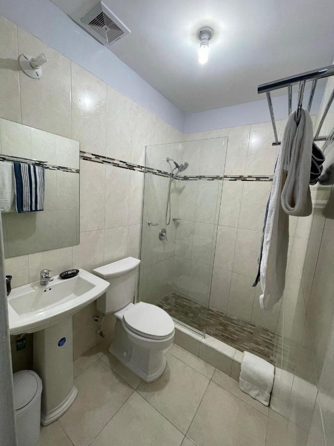 Jamrock Suites Kingston Exterior foto